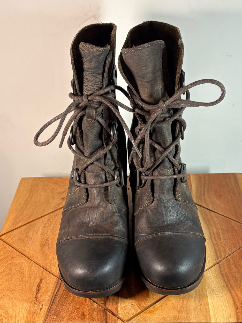 Sorel Brown Lace-Up Leather Boots